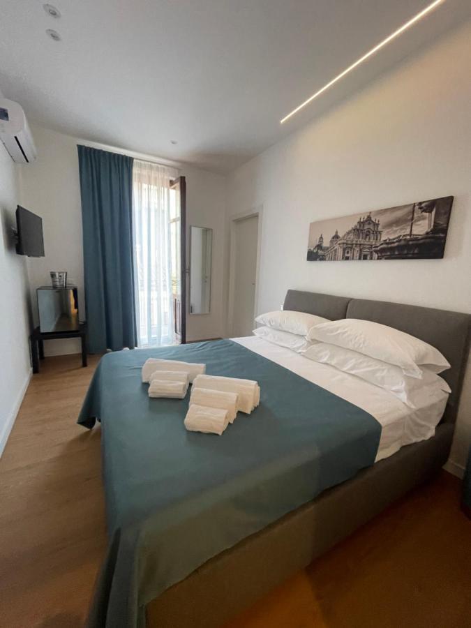 Civicocento Charming Rooms Catania Exteriör bild